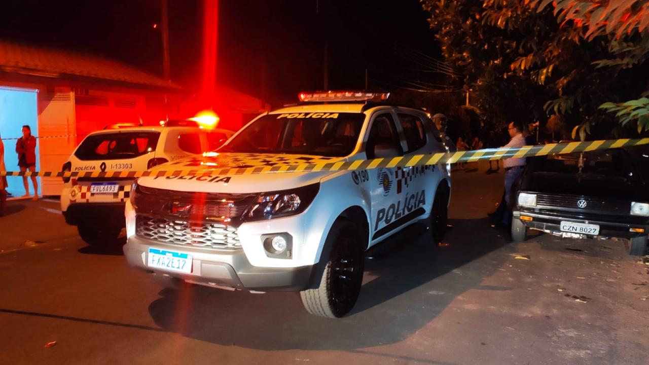 Foto 5 de 5 — Homem é esfaqueado e morto em Américo Brasiliense